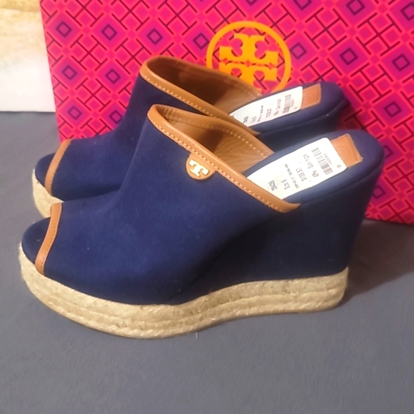 Authentic Tory Burch heels - Picture 3 of 7